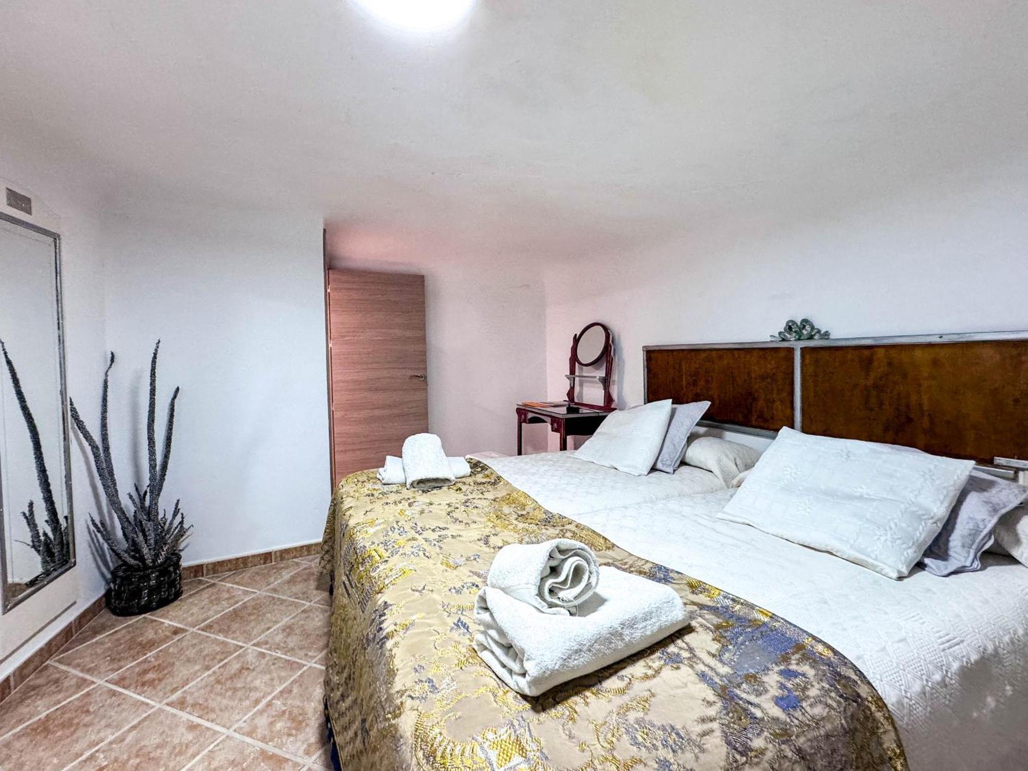 Casa Cueva Rural Vico Ideal Grandes Grupos Freila Buitenkant foto